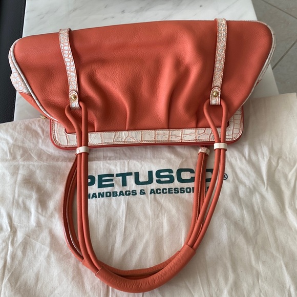 Petusco Leather Shoulder Bag Made in Spain - Picture 5 of 13